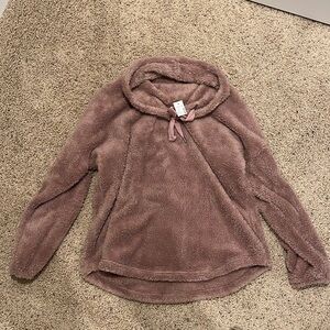 NWT Maurice’s Women’s Size XL Mauve Fuzzy Sweatshirt